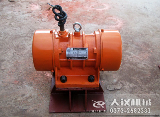 倉壁振動(dòng)器